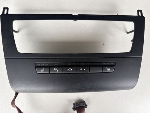 BMW E88 USED ROOF HEATED SEAT SWITCHES 61.31-9 181 247-01