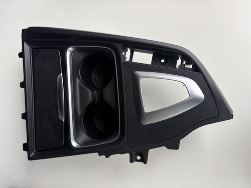 BMW F30 USED CENTRE CONSOLE SECTION 5116 9218926
