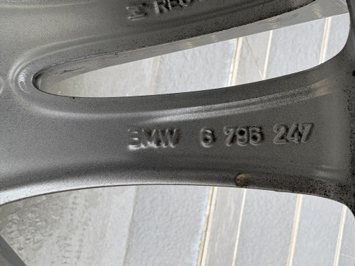 BMW F SERIES USED 18 INCH MAG WHEEL IN FERRIC GREY 6 796 247
