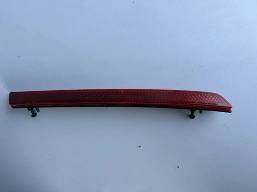 VW AMAROK NF USED RHR BAR REFLECTOR N1XB-13B414-AA