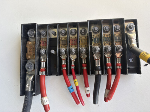VW TRANSPORTER T5 USED FUSE BOX 1023231740MS
