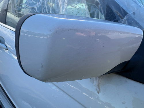 BMW E46 SEDAN 2001-2004 USED RHF DOOR  IN ALPINWEISS III (300)