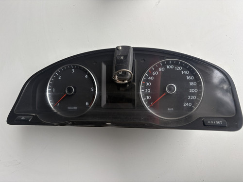 VW TRANSPORTER T5 USED INSTRUMENT CLUSTER 7E0 920 860 C