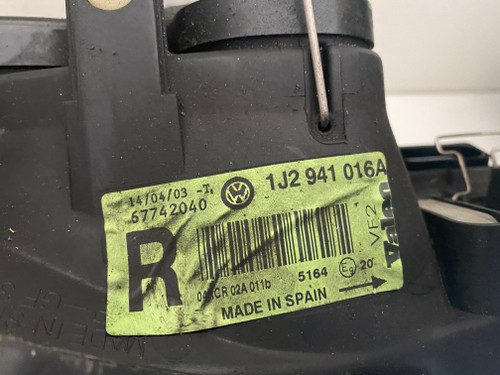 VW GOLF MK 4 1998-2004 USED RH HEADLIGHT NON FOGLIGHT TYPE 1J2 941 016 A