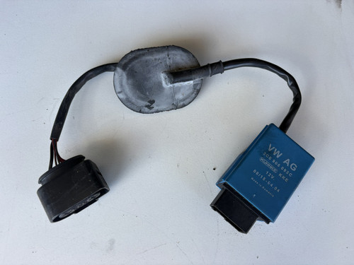 AUDI TT 8J VW PASSAT 3C USED FUEL PUMP RELAY 3C0  906 093 C