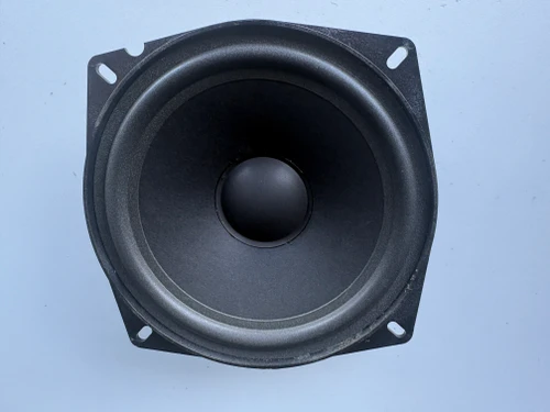 AUDI A4 B7 WAGON USED SUBWOOFER 4910140288/01