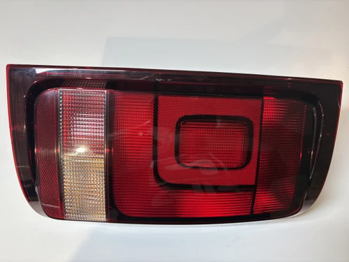 VW AMAROK V6 580 USED RH SMOKED TAIL LIGHT 2H2 945 096 P