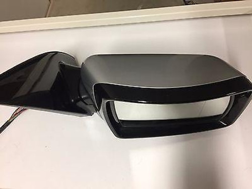 BMW X5 E53 LATE 2004-2006 USED DRIVERS SIDE DOOR MIRROR FOLDING TYPE IN SILVER