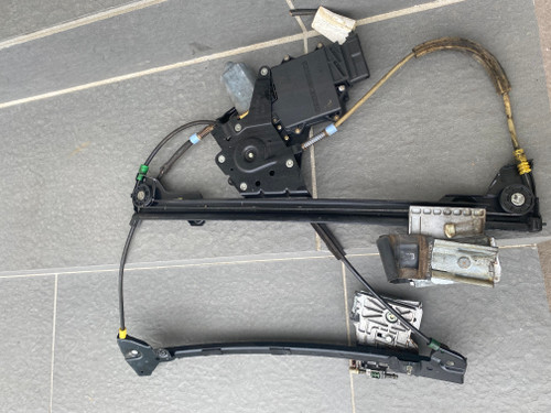 VW GOLF MK3 3  3 1/2 CONVERTIBLE 1996-2002 USED LHF WINDOW REGULATOR WITH MOTOR  1E0 959 801  1E0 837 401 A