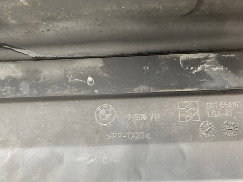 BMW 318I 2001-2004 TOP RADIATOR SUPPORT COVER 7 508 711