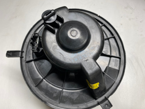 VW GOLF CADDY JETTA MK5 USED HEATER FAN MOTOR 1K2 819 015 C