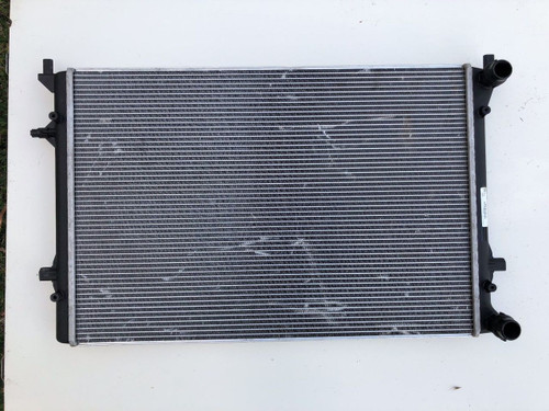 VW PASSAT 3C V6 AUDI A3 8P V6 AUDI TT V6 USED RADIATOR 1KO 121 251 K