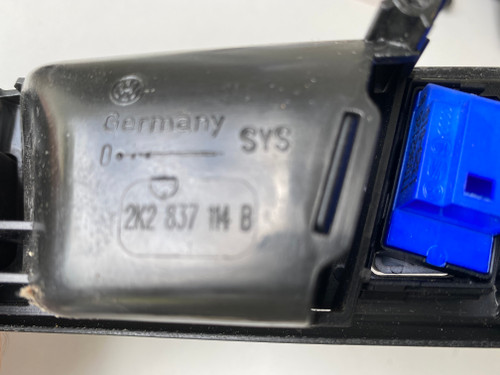 VW CADDY 2005-2010 USED RHF INNER HANDLE WITH CENTRAL LOCKING AND MIRROR SWITCH 2K2 837 114 B 