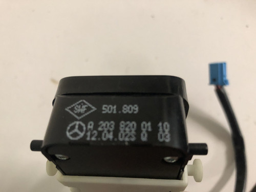 MERCEDES W203 SEDAN 2002-2005 POWER WINDOW SWITCH PACK USED A 203 820 01 10