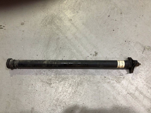 2004-06 BMW X5 FRONT DIFFERENTIAL SHAFT Part # 7524371