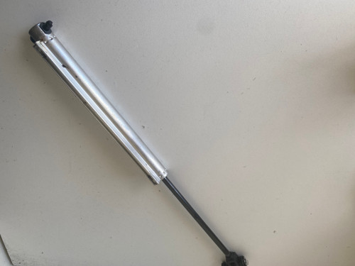 VOLKSWAGEN EOS USED HYDRAULIC CYLINDER FOR STOWAGE TOP COVER 1Q0 871 604 B 