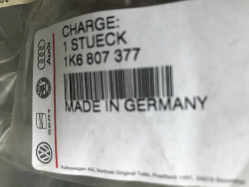 VW GOLF MK5 2004-2008 NEW GENUINE LHR BAR SLIDE 1K6 807 377