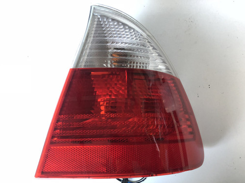 BMW E46 WAGON USED RH TAIL LIGHT 6321-6 905 630 02 01