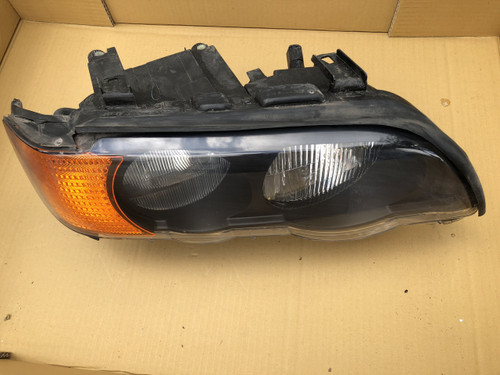 BMW X5 E53 2001-2003 USED RH STANDARD TYPE HEADLIGHT