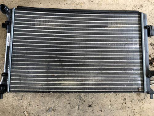 VW CADDY VAN 1.6L PETROL 2005-2010 USED RADIATOR 1KO 121 251 DK DONE 46000KM