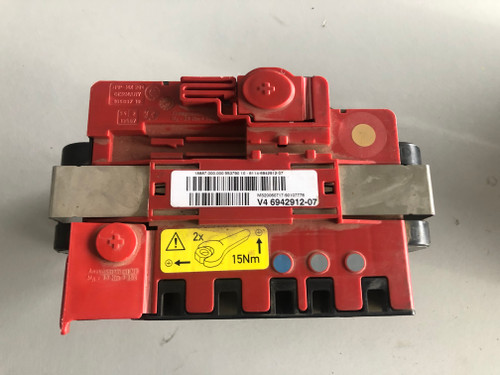 BMW E90 USED POWER DISTRIBUTION BOX 6114-6942912-07