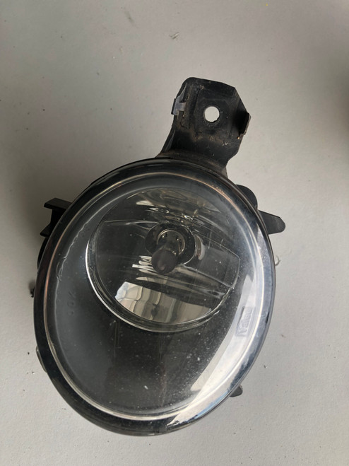 BMW E87 USED LH FOG LIGHT TO SUIT M TECH BAR 63 17 7837501 02