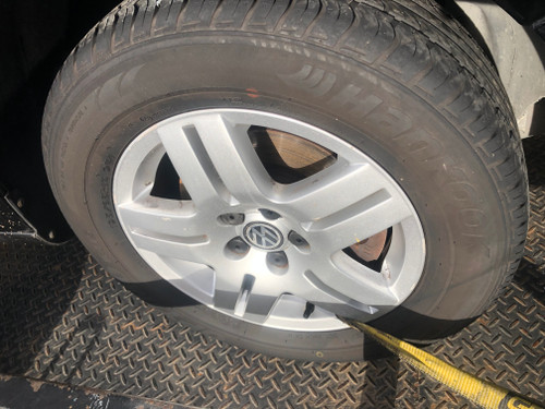 VW GOLF MK4 BEETLE USED 15 INCH GENERATION MAG WHEELS WITH TYRES 