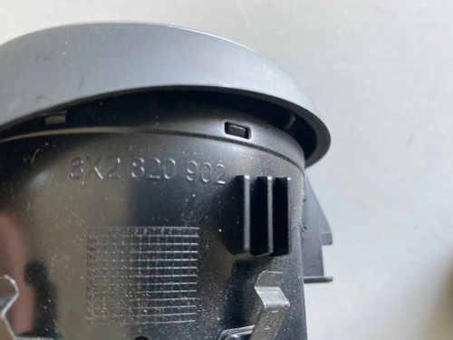 AUDI A1 USED DASH AIR VENT 8X2 820 902