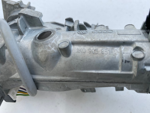 VW GOLF MK7 USED IGNITION BARREL AND KEY BLADE 1K0 905 851 P