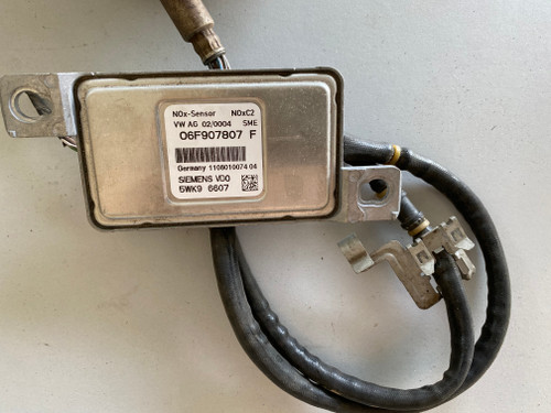 VW GOLF MK5 2L FSI USED NOX SENSOR 06F907807 F