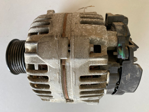 VW BEETLE 1.6L 2.0L USED ALTERNATOR 06A 903 026
