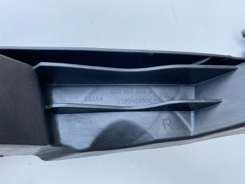 VW GOLF MK6 NEW NON GENUINE RH LOWER HEADLIGHT BRACKET 5K0 807 572 J