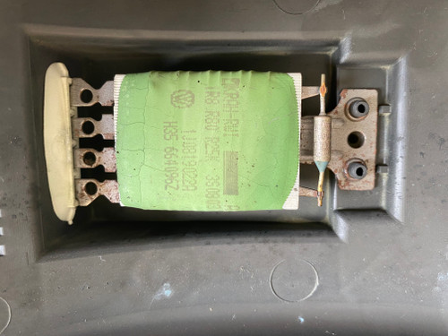 VW GOLF MK4 VW BEETLE USED HEATER FAN RESISTOR 1J0 819 022 A