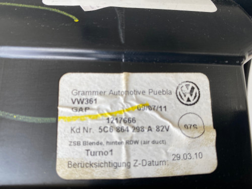 VW JETTA  2011-2014 USED REAR AIR VENTS 5C6 864 298 A