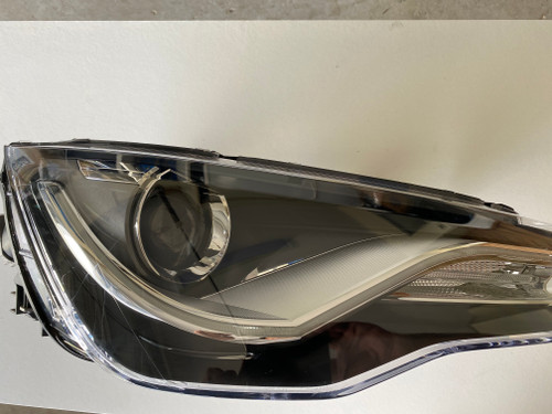 AUDI A1 2011-2014 USED RH XENON HEADLIGHT  