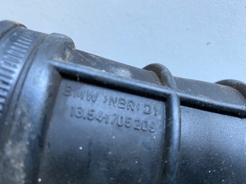 BMW E36 E46 Z3 USED AIR INTAKE HOSE 2L 13.54-1705209