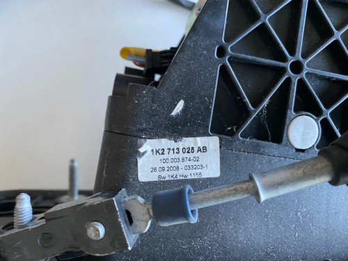 VW GOLF 5 GTI  USED AUTO SHIFTER MECHANISM 1K2 713 025 AB