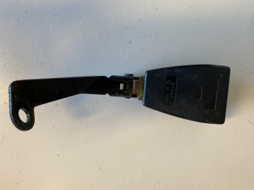 BMW E36 CONVERTIBLE USED LHR SEAT BELT BUCKLE 8119127