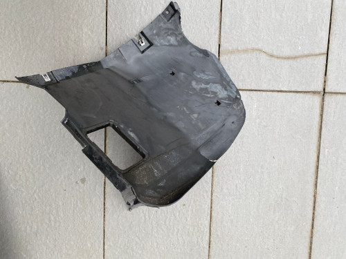 BMW E46 COUPE SEDAN USED RHF LOWER SPLASH TRAY 51.71 - 8 193 812