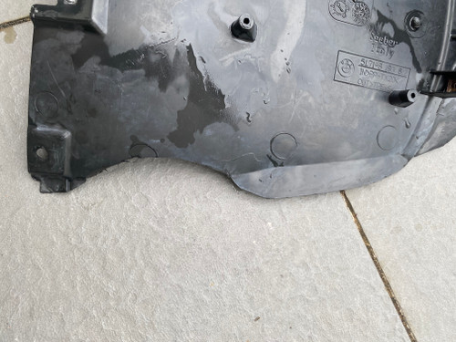 BMW E46 COUPE SEDAN USED RHF LOWER SPLASH TRAY 51.71 - 8 193 812