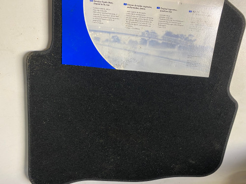 VW POLO 9N NEW GENUINE  REAR BLACK FLOOR MATS 6Q0 061 226