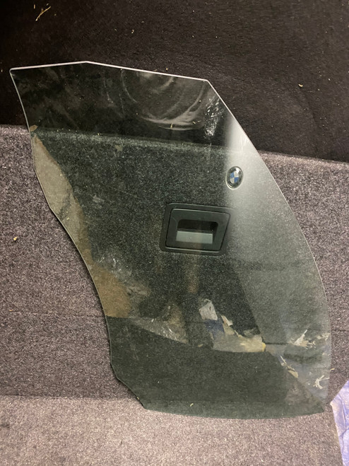 VW GOLF MK6 4 DOOR NEW GENUINE LHF DOOR GLASS 5K4 845 201 B