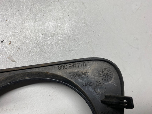 AUDI A4 B5 GP USED RH FOGLIGHT SURROUND 8D0.941.778