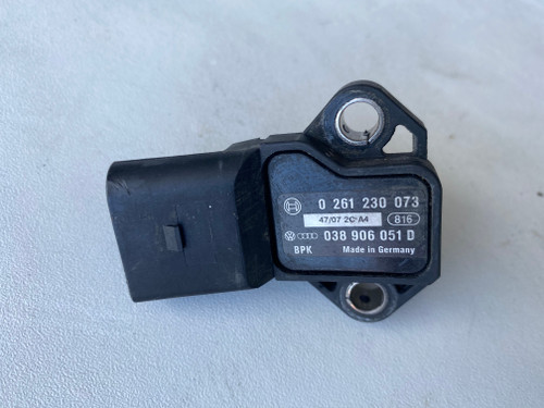 VW GOLF AUDI USED TURBO BOOST CONTROL SENSOR 038 906 051 D