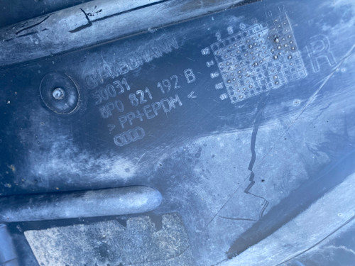 AUDI A3 8P USED RHF LOWER SPLASH TRAY EXTENSION 8P0 821 192 B