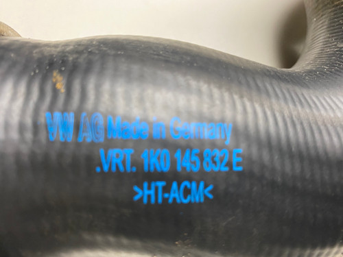 VW GOLF MK5 2L TDI BKD USED TURBO INTER COOLER HOSE 1K0 145 832 E