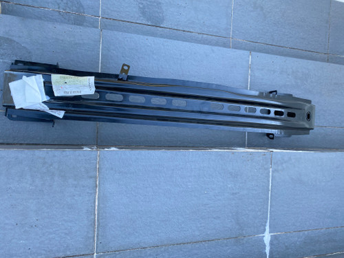 SKODA OCTAVIA 2013 NEW GENUINE FRONT BAR REINFORCEMENT  5E0807109