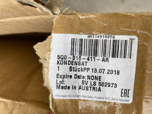 VW GOLF MK7 NEW GENUINE AC CONDENSOR 5Q0 816 411 AR