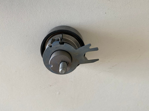 VW AUDI NEW GENUINE TIMING BELT TENSIONER 036 109 243 AF