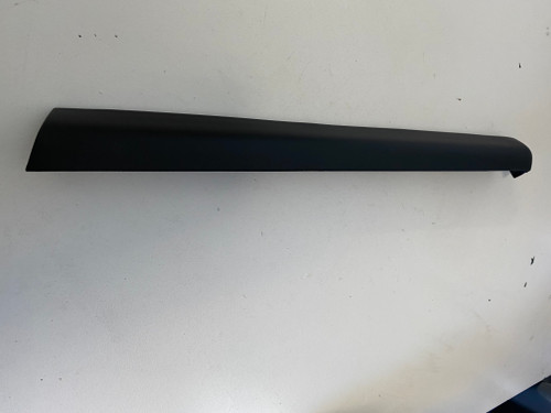 AUDI A3 8L 3 DOOR NEW GENUINE RH MOULDING 8L3 853 699 A 01C